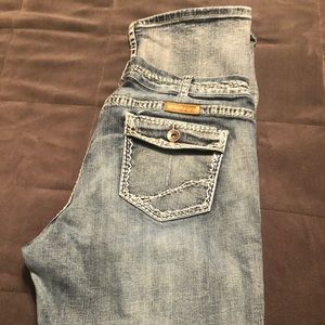 Cowgirl Tuff Jeans 33L